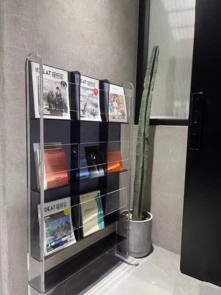Clear Acrylic Magazine Display - Stylish Case